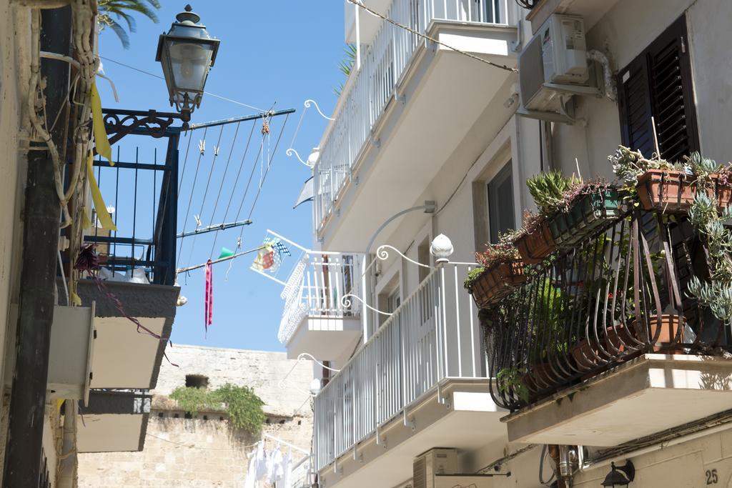 Locanda Degli Angioini Locazione Turistica Hotel Mola di Bari Bagian luar foto